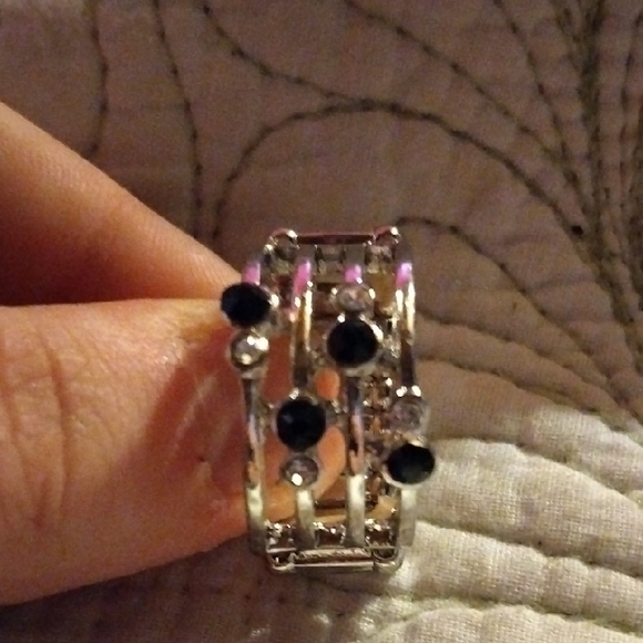 Elegant Silver and Gemstone Ring Set - Picture 10 of 13